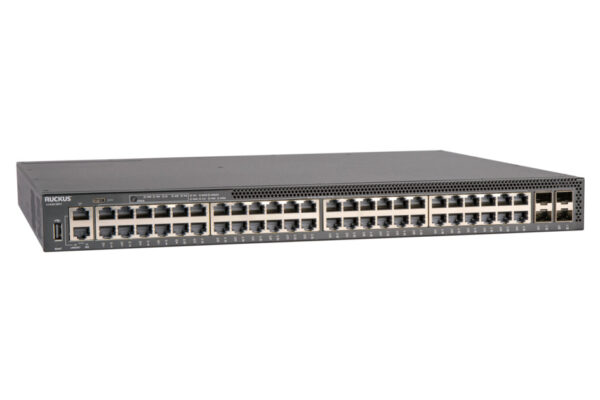 RUCKUS ICX 8200-48PF2-E2 - Image 2